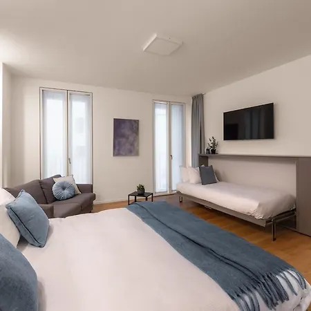 The Golden Duo Two Luxury Units In One Building By Aura Luxury Collection Como