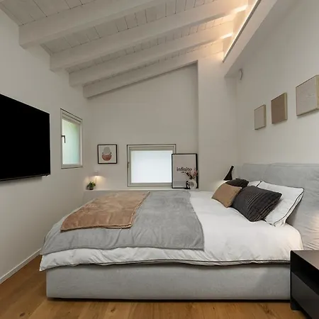 The Golden Duo Two Luxury Units In One Building By Aura Luxury Collection Côme