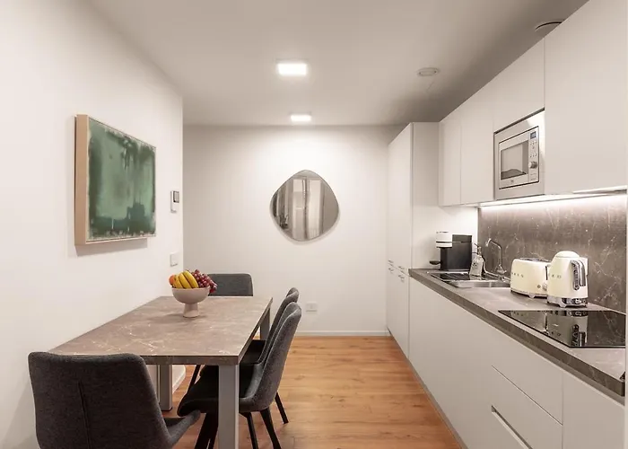 The Golden Duo Two Luxury Units In One Building By Aura Luxury Collection Όπως